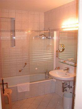 Hotel Sanotel 3*